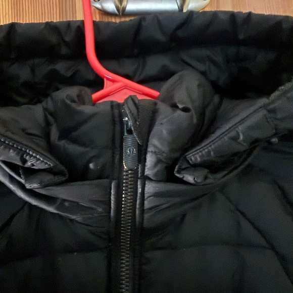 Lululemon Women's Black Puffer Jacket - Picture 3 of 11